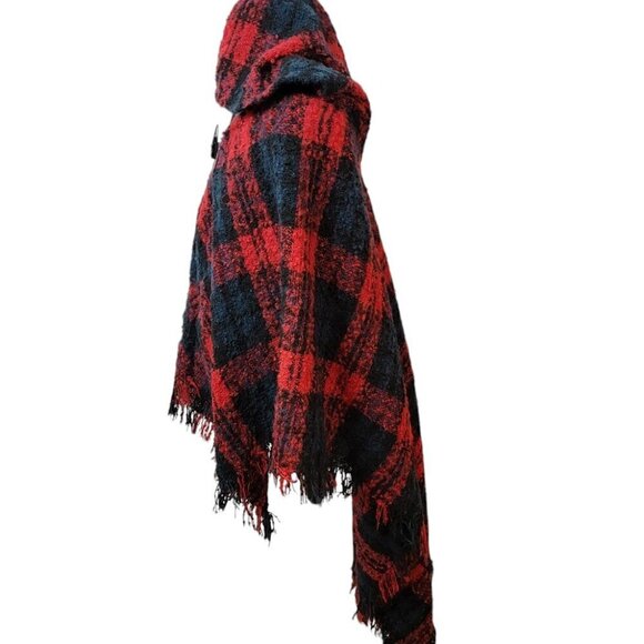 Wonderfully soft and cozy hooded Rauna with fringed hemline - One Size - Picture 4 of 9